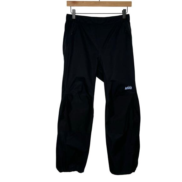 REI Co-op Womens Rain Pants Small Short Black Pockets Camping Hiking Outdoor - Picture 1 of 12